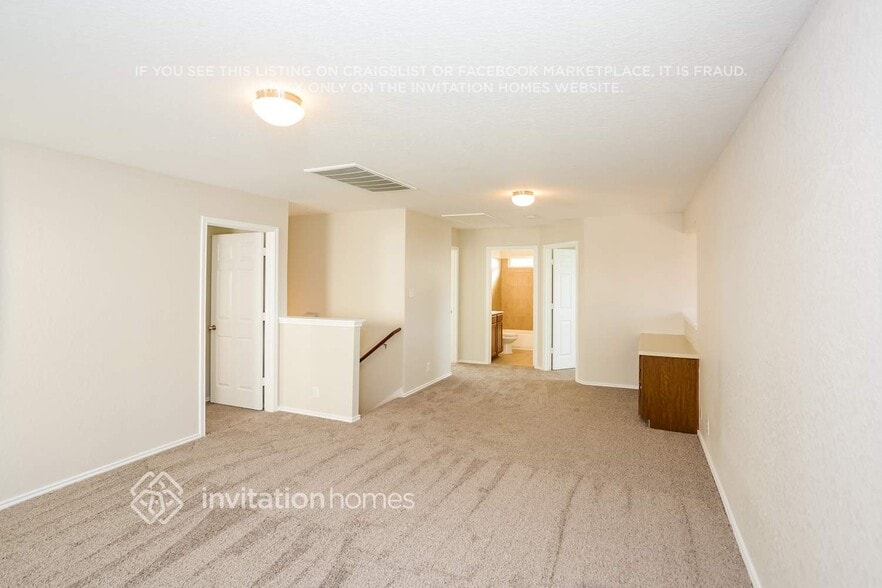 Building Photo - 114 Finch Knoll