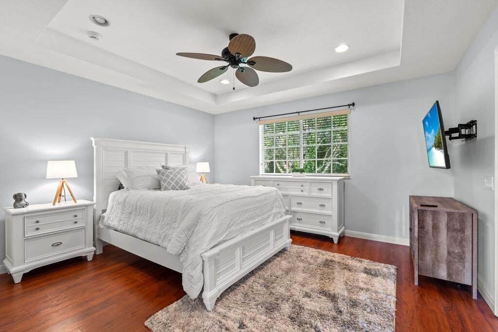 Building Photo - 7221 Briella Dr