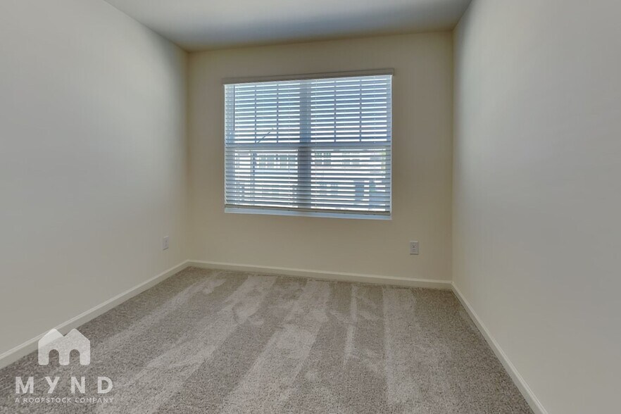 Building Photo - 3003 Fulong Dr