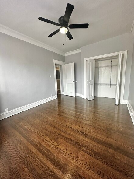 Building Photo - 1214 W Rosemont Ave