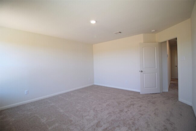 Building Photo - 8031 Vacek Meadows Loop