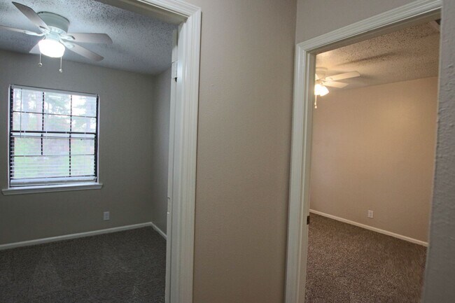 Building Photo - Delmar Dr. 2514/2516
