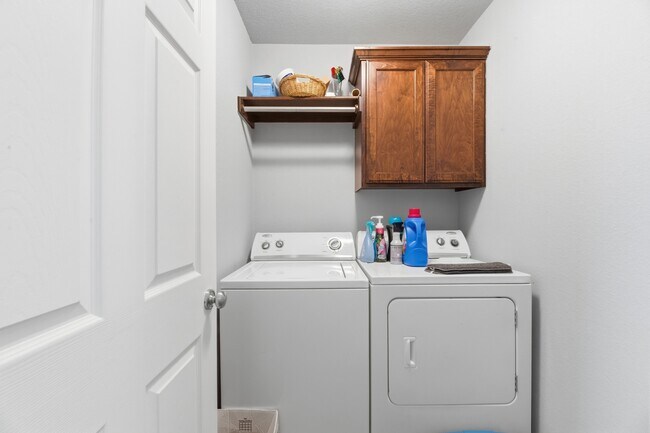 Building Photo - 15208 E 108th Pl N