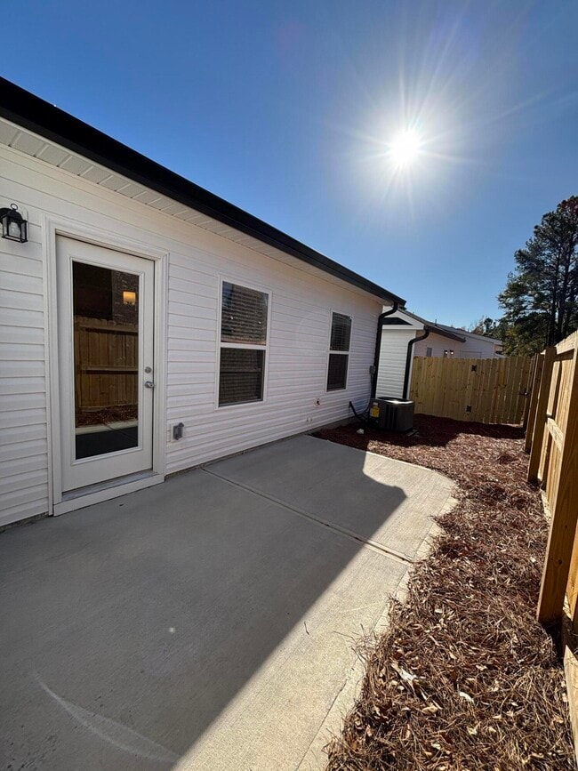 Building Photo - 1120 15th St