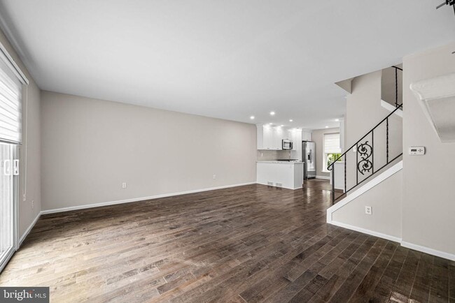 Primary Photo - 15 Llanfair Rd