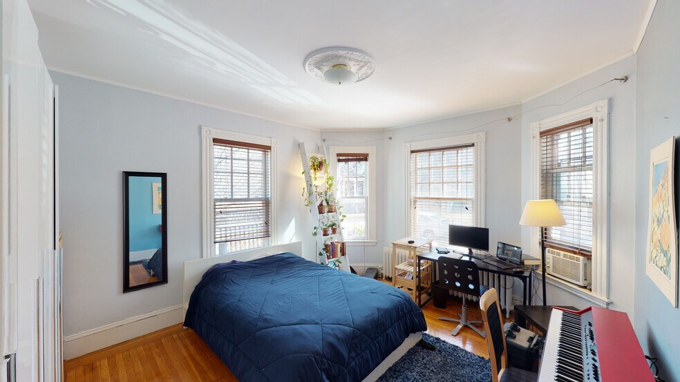 Building Photo - 5 Ashton Pl