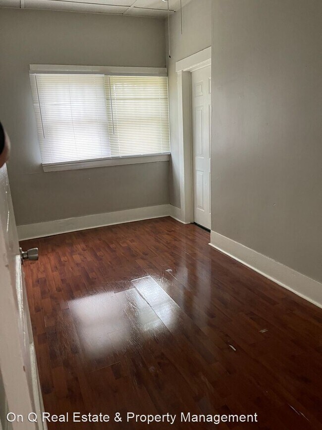 Building Photo - 2 br, 1 bath House - 1600 Aggie Rd