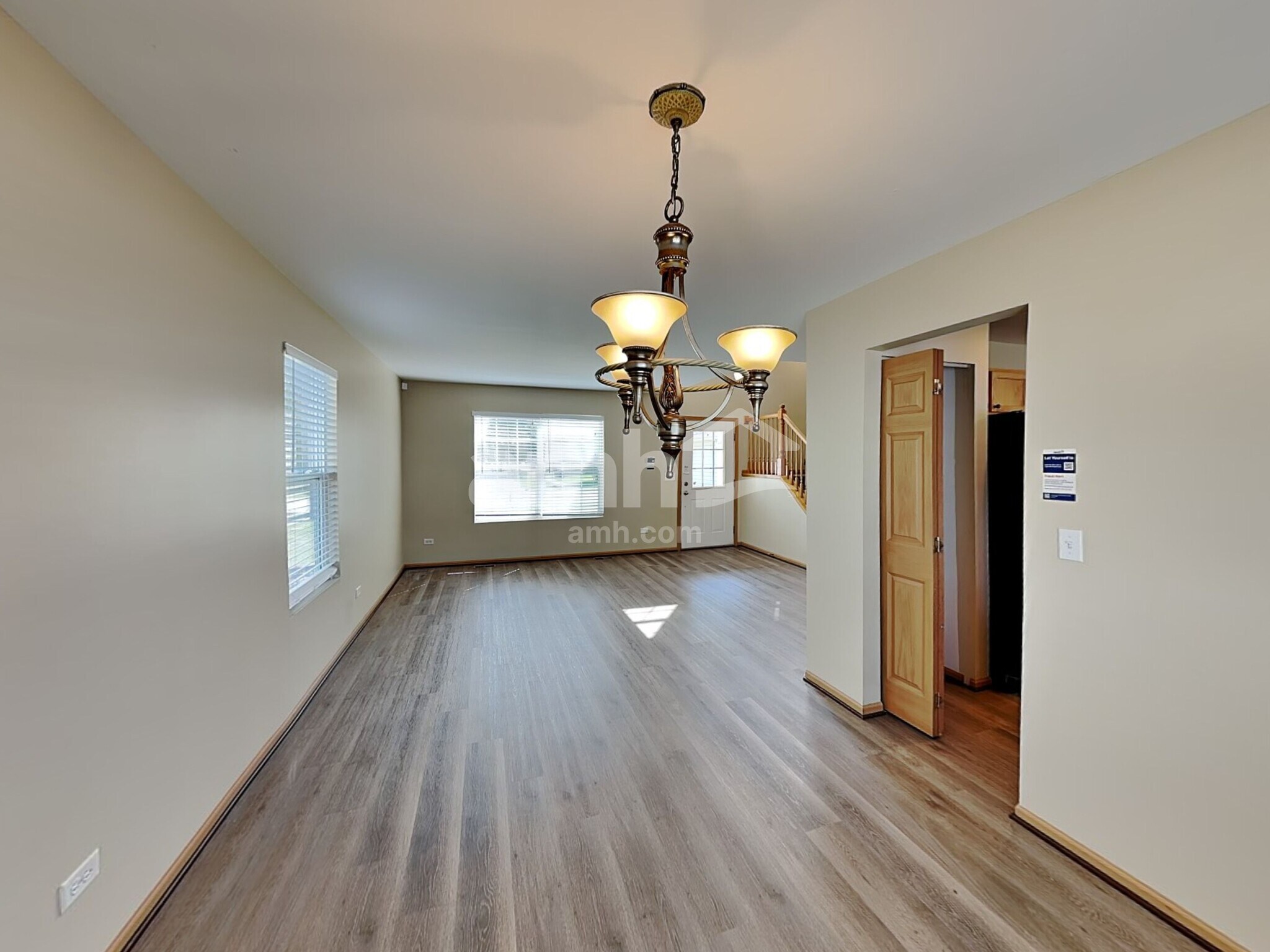 Building Photo - 1217 Dauphin Dr