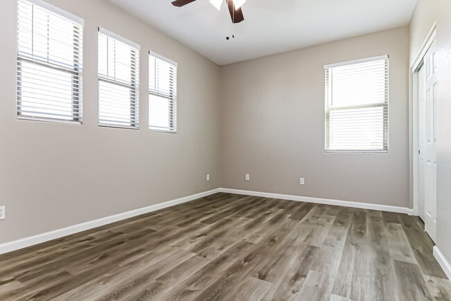 Building Photo - 7247 West Alta Vista Road