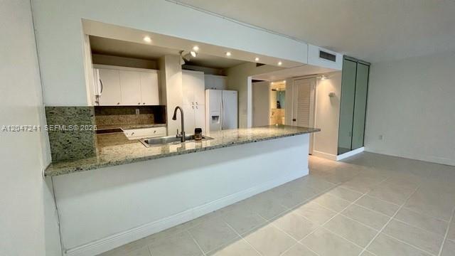 Building Photo - 6450 Collins Ave