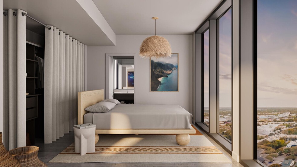 Building Photo - 221 SW 1st Ave