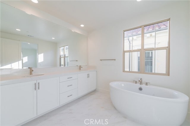 Building Photo - 217 Collino