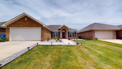 Building Photo - 4/2 Built in 2024 in Prattville!!!