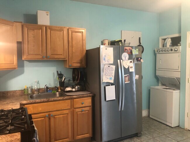 Building Photo - 5008 Beaumont Ave