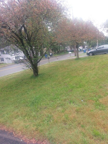 Building Photo - 277 Canton St