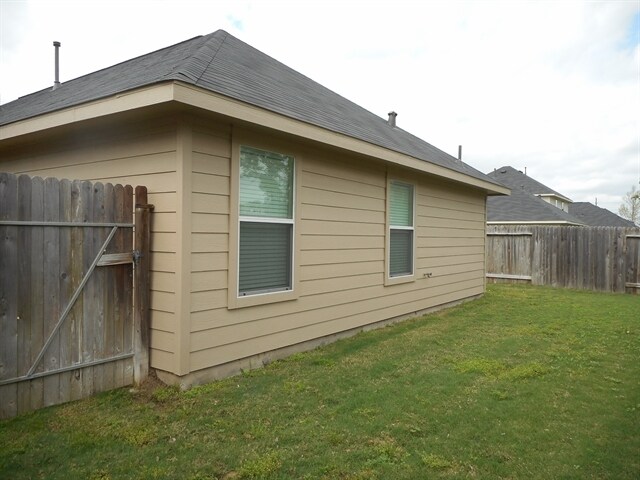 Building Photo - 22334 Queenbury Hills Dr