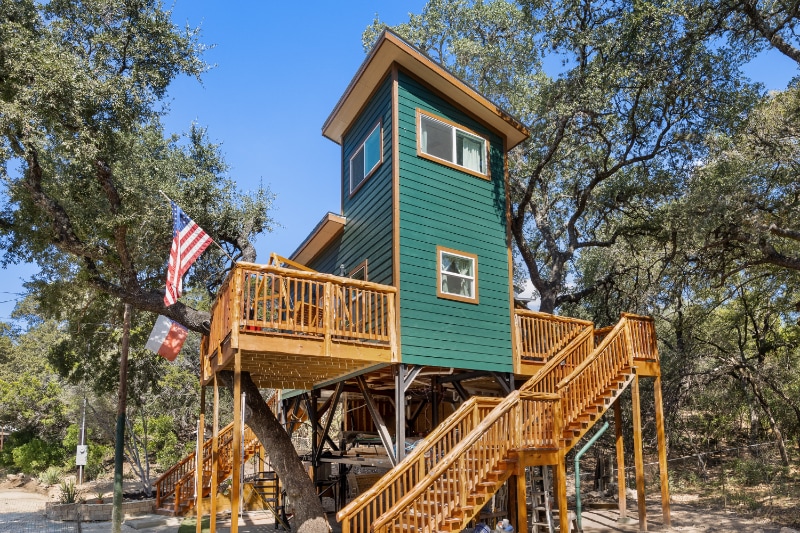 Building Photo - 105 Hi View Dr