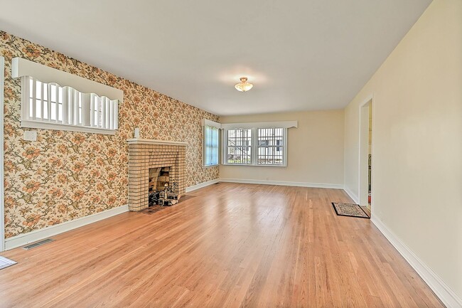 Building Photo - 1212 Tusculum Blvd