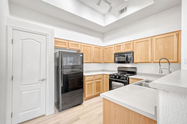 Building Photo - 2-Bed, 2-Bath Condo with Rare Feature-Both Bedrooms Include Attached Bathroom