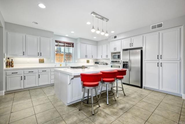 Building Photo - 561 Rush Dr