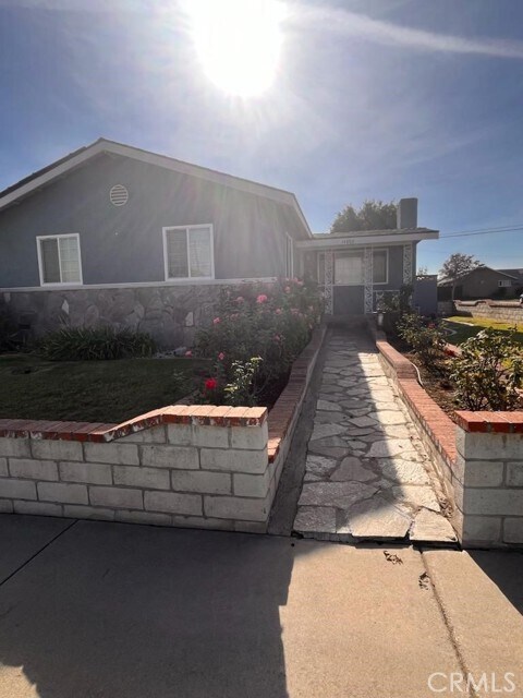 Building Photo - 14802 Fernview St