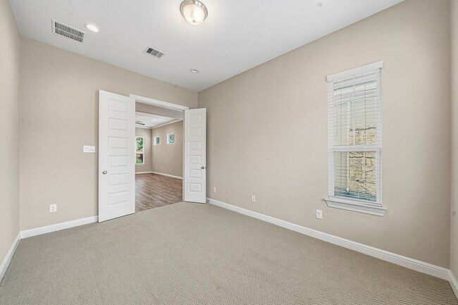 Building Photo - 9908 Prairie House Ln
