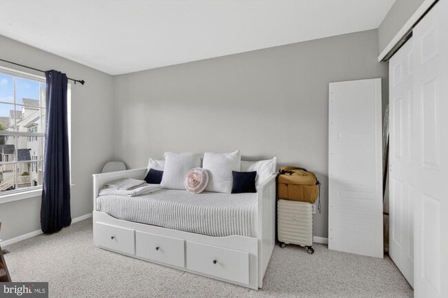 Building Photo - 313 Sage Ln