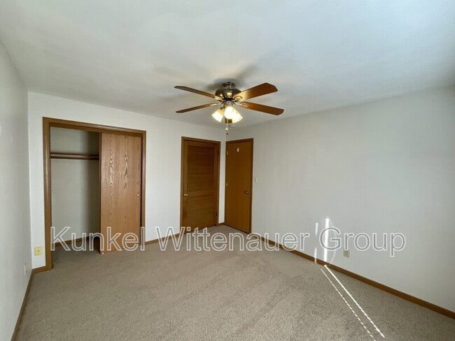 Building Photo - 1805 Jamestown Rd