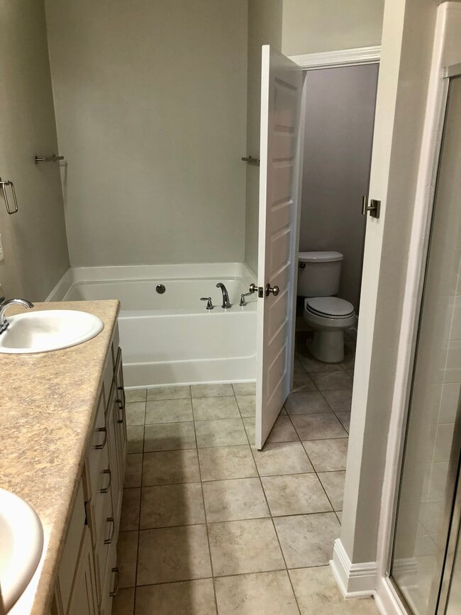 Building Photo - 31606 Shearwater Dr