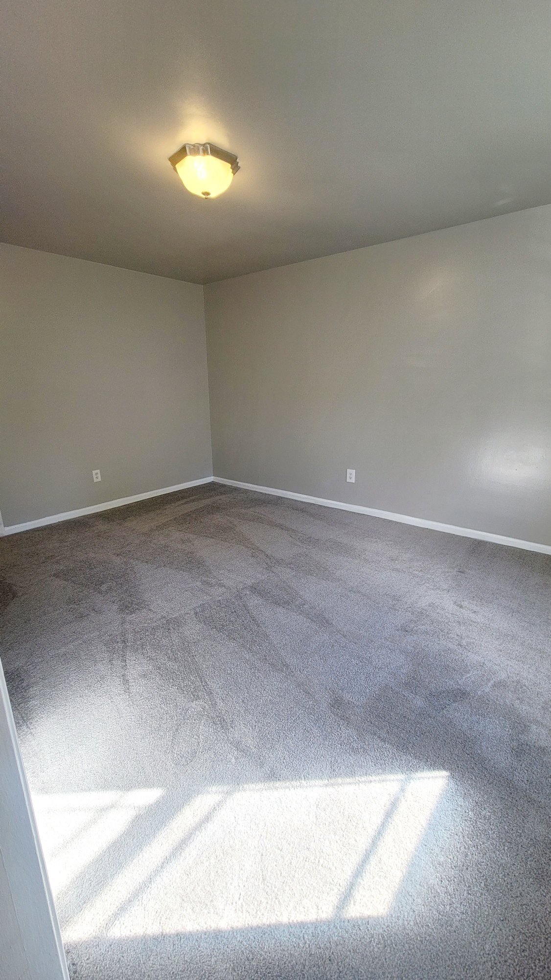 Building Photo - 2742 Goolsby Ave