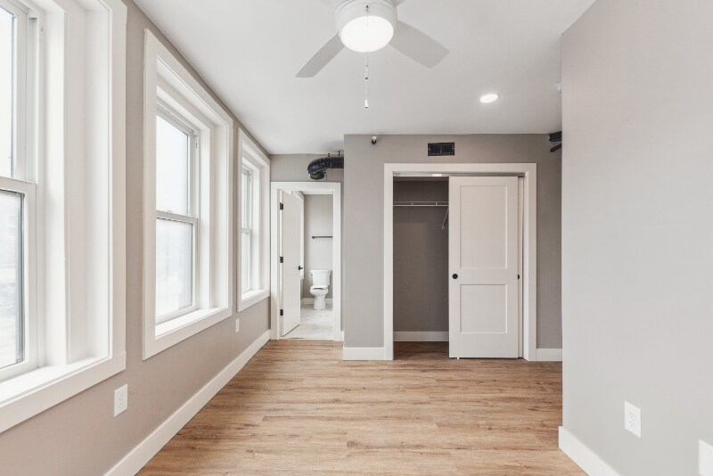 Building Photo - 6011 Madison Rd