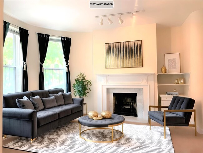 Building Photo - 425 Marlborough St