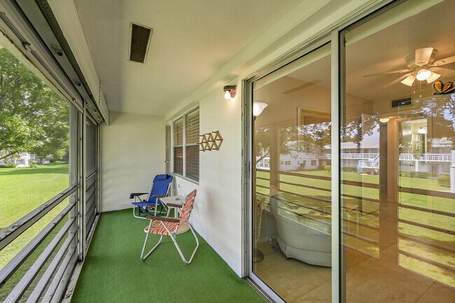 Building Photo - 154 Upminster G