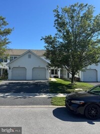 Building Photo - 102 Partridge Cir