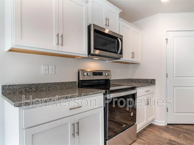 Building Photo - 2844 Sherrills Strm Dr
