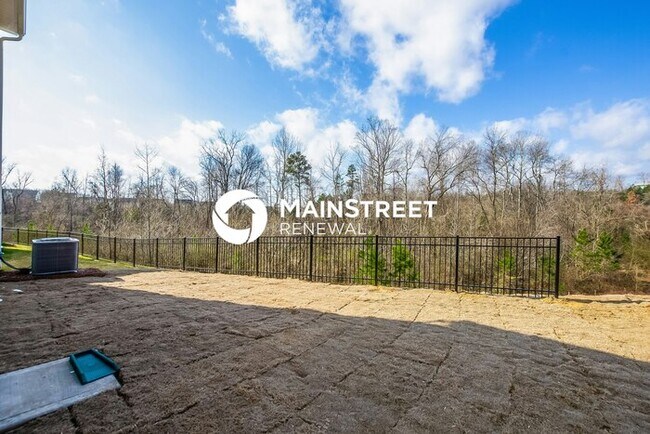 Building Photo - 4 Bedroom Pet-Friendly Home in Charlotte, ...