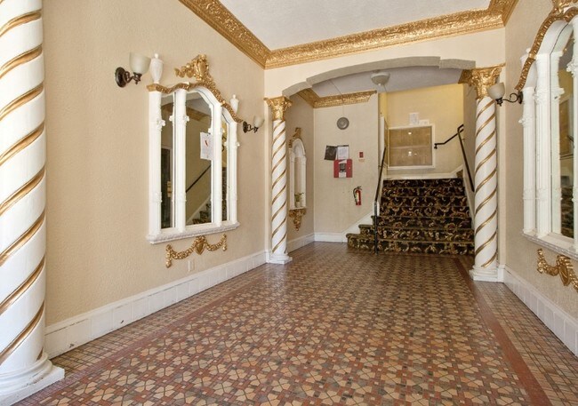 Entrance Hallway - 400 Page
