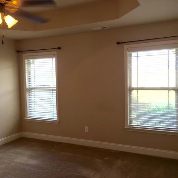 Building Photo - 108 Grantham Cir