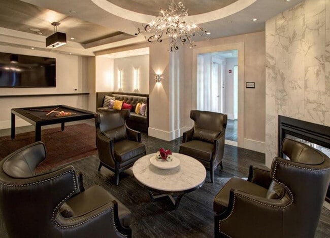 Building Photo - 5725 Carnegie Blvd