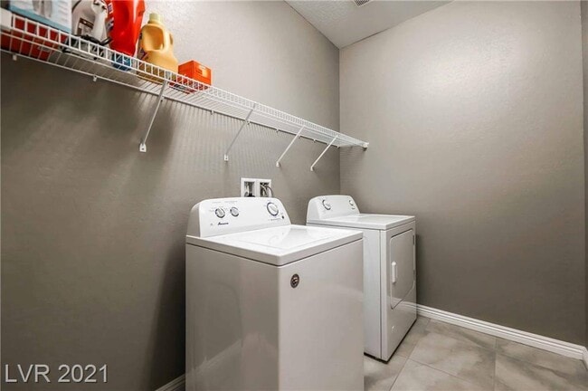 Building Photo - 3102 Carpineti Ct