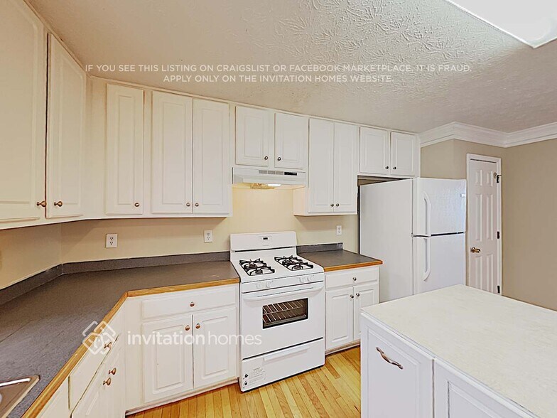 Building Photo - 4921 Heritage Crossing Dr SW