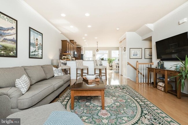 Building Photo - 111 Notions Ct