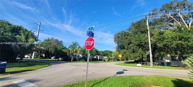 Building Photo - 567 NW 90th St