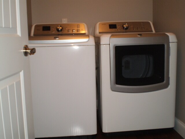 washer/dryer - 99 Tuscany Cir