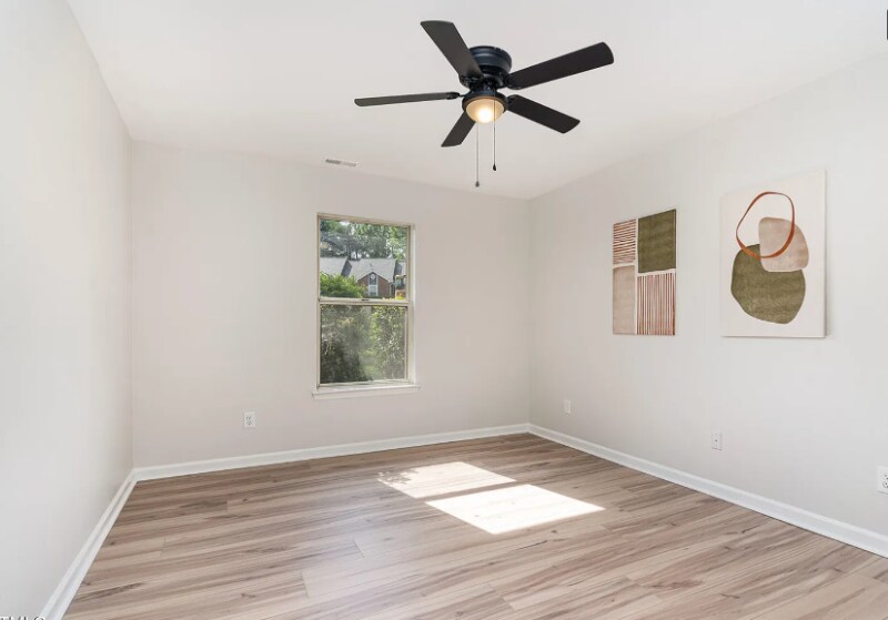 Building Photo - 1102 Pine Forest Trail