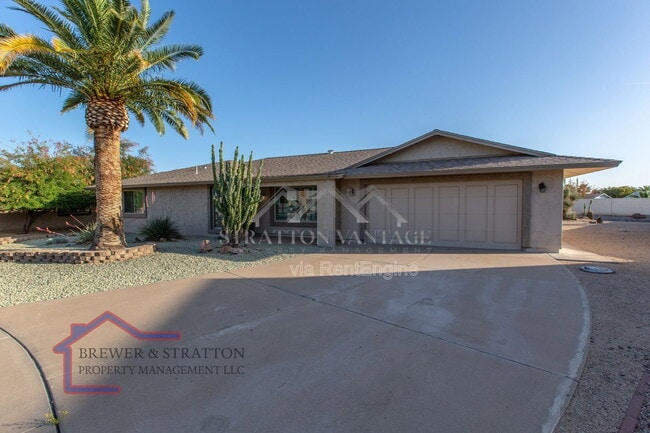 Building Photo - 18414 N 129th Ave