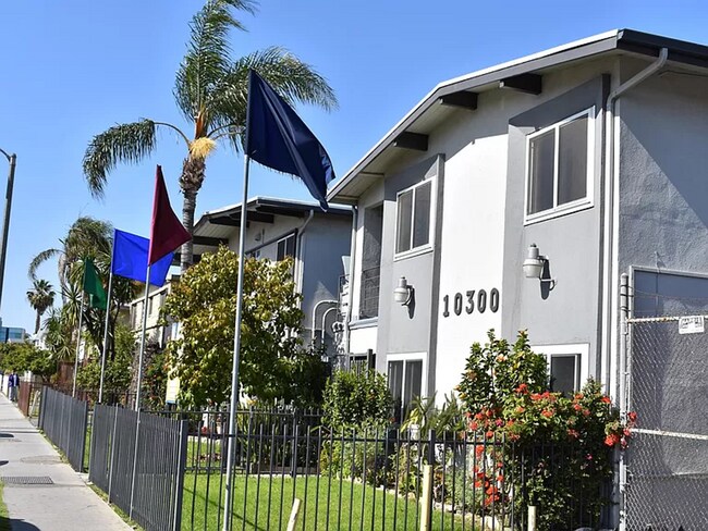 Building Photo - 10216-10300 Felton Ave