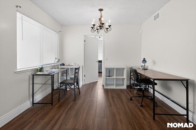 Building Photo - Unfurnished 3BR 2bath House for rent in Anaheim, CA.