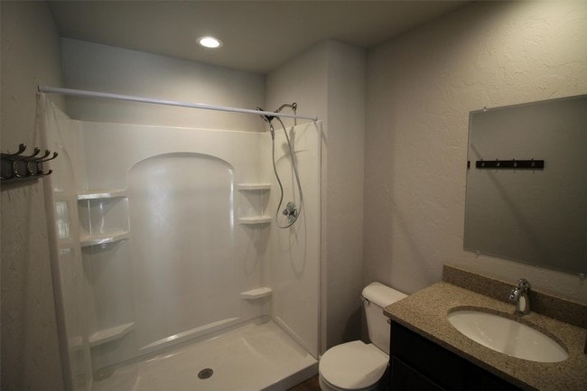 Building Photo - 109 N 2nd St