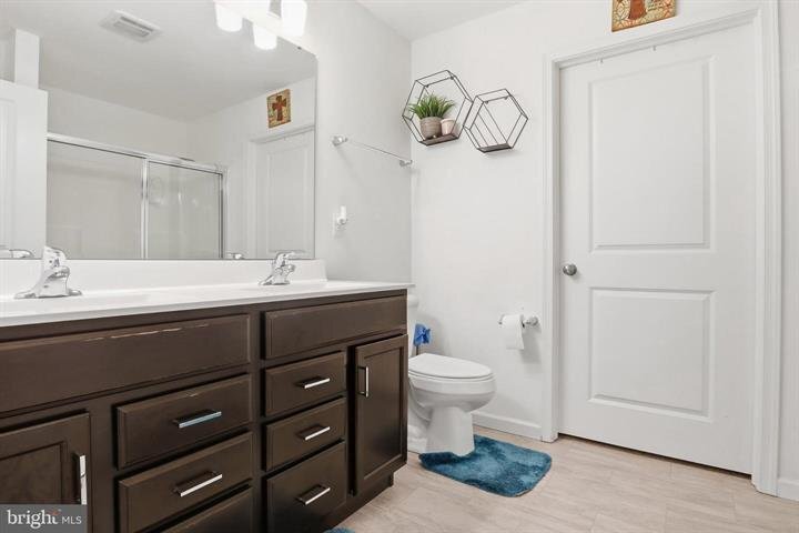 Building Photo - 7450 St Patrick Ct